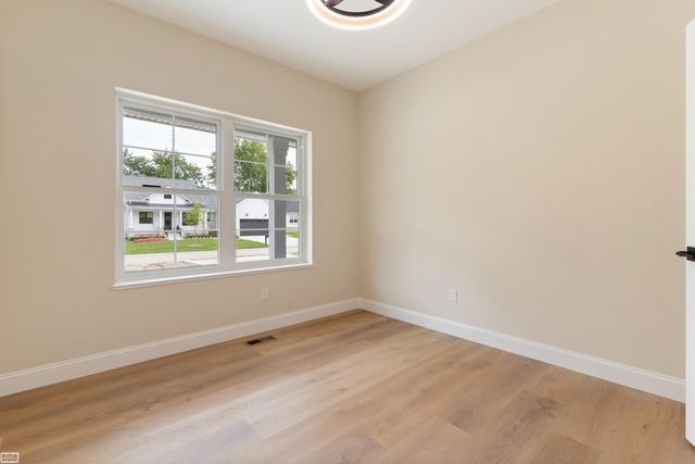 39159 Chart Street, Harrison Twp, MI 48045