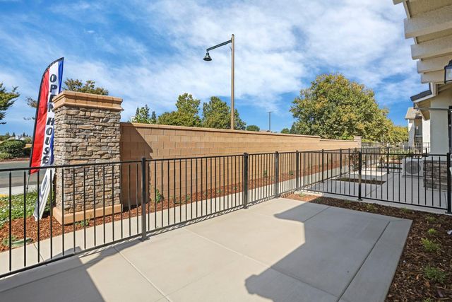 1816 Lucky Star Pl #11, Lincoln, CA 95648