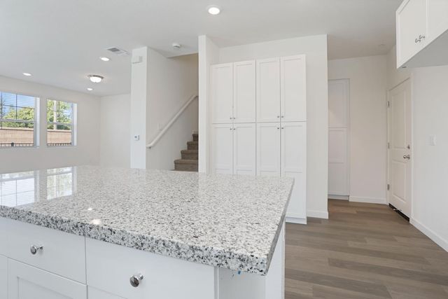 1816 Lucky Star Pl #11, Lincoln, CA 95648