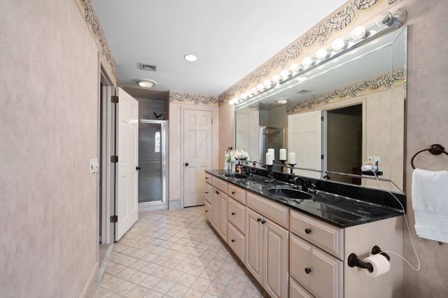 154B Spring Valley Rd, Nashville, TN 37214