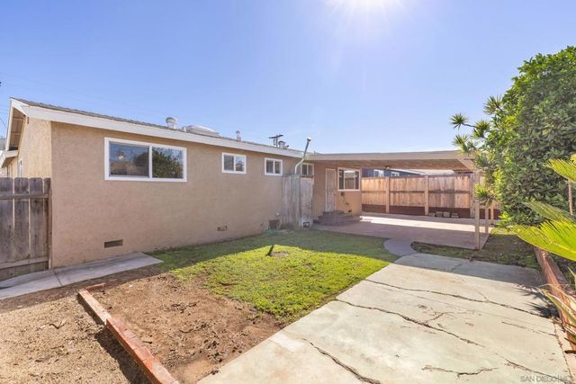 7474 Salerno St., San Diego, CA 92111