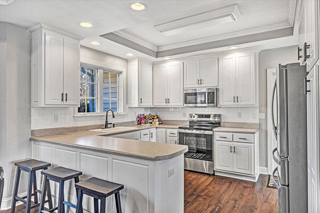 395 Chestnut Creek DR, Hardy, VA 24101