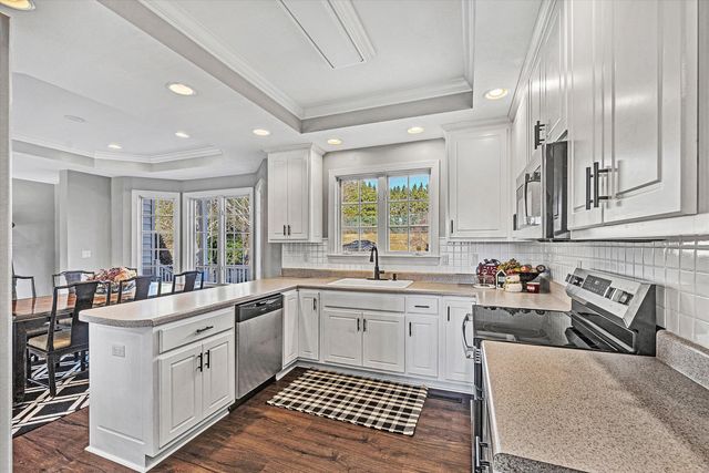 395 Chestnut Creek DR, Hardy, VA 24101