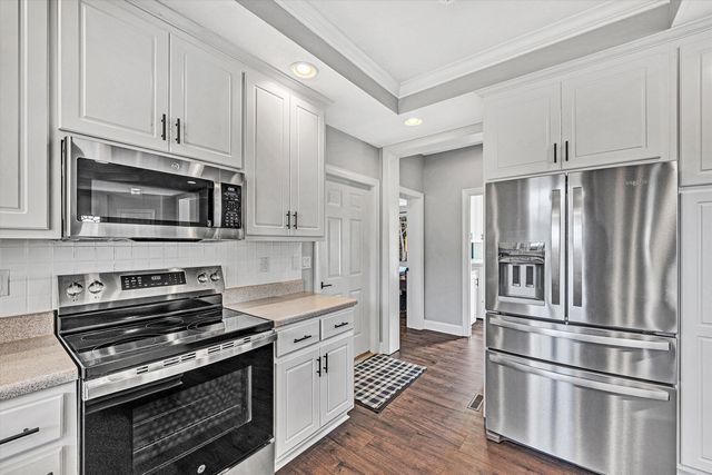 395 Chestnut Creek DR, Hardy, VA 24101