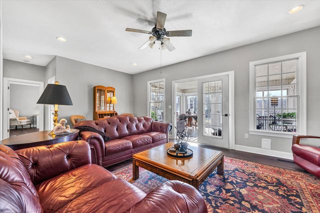 395 Chestnut Creek DR, Hardy, VA 24101