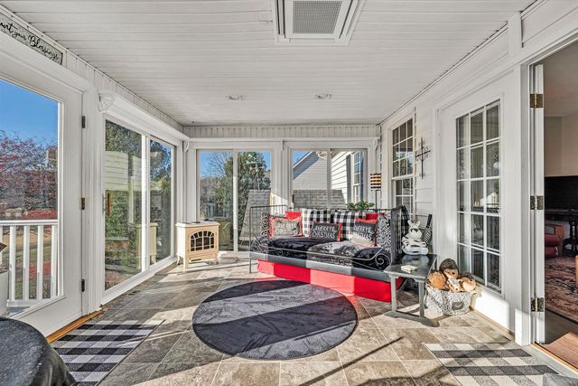 395 Chestnut Creek DR, Hardy, VA 24101