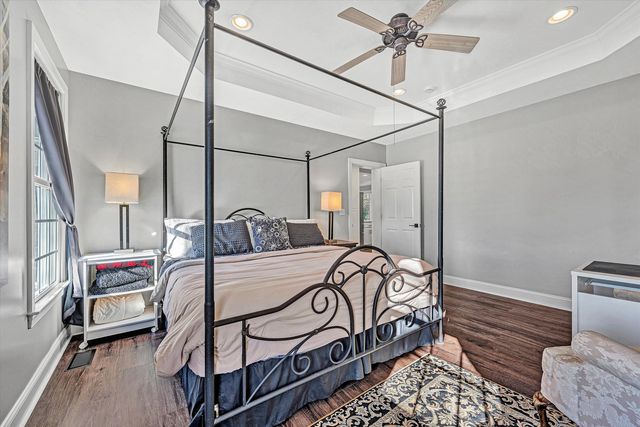 395 Chestnut Creek DR, Hardy, VA 24101