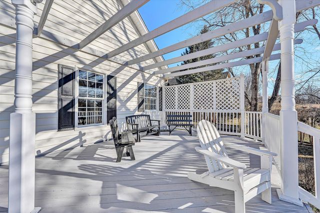 395 Chestnut Creek DR, Hardy, VA 24101