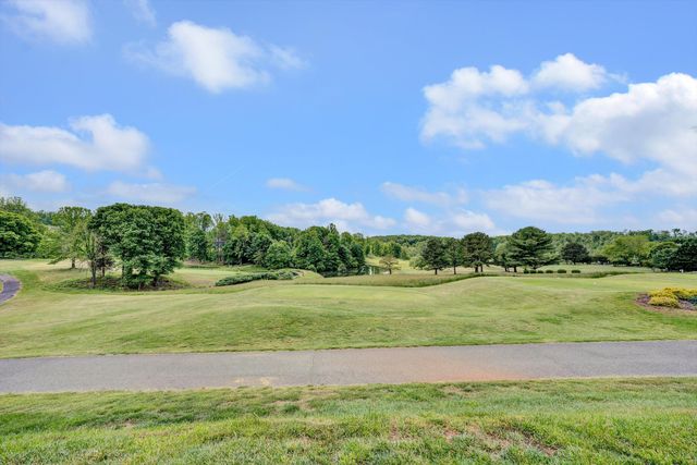 395 Chestnut Creek DR, Hardy, VA 24101