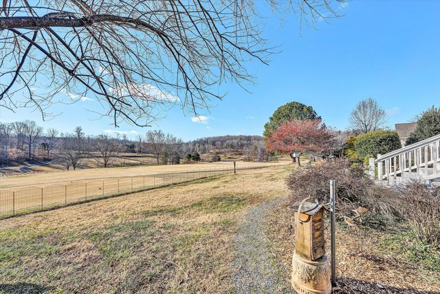 395 Chestnut Creek DR, Hardy, VA 24101