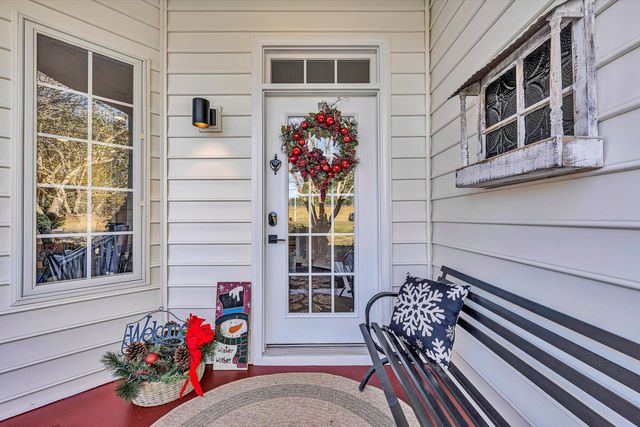 395 Chestnut Creek DR, Hardy, VA 24101