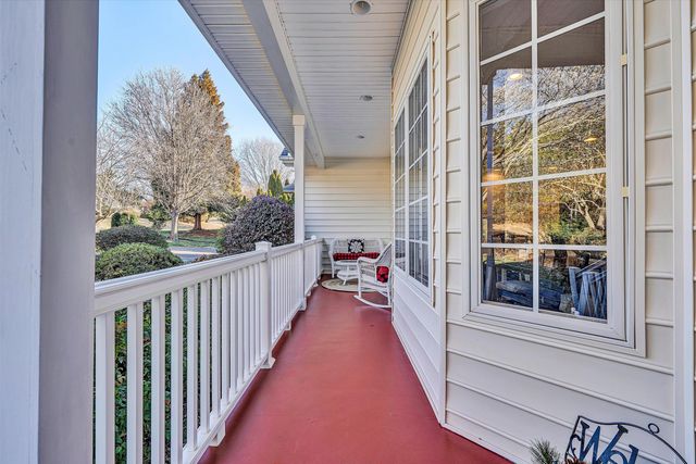 395 Chestnut Creek DR, Hardy, VA 24101