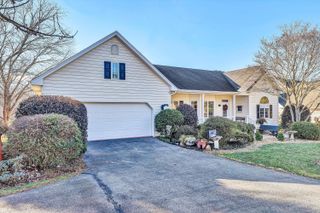 395 Chestnut Creek DR, Hardy, VA 24101