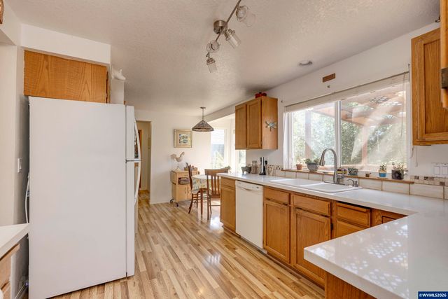 515 SE Palmer Ln, Dayton, OR 97114