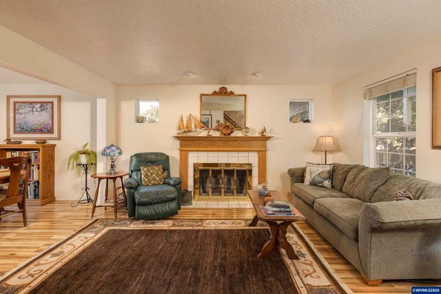 515 SE Palmer Ln, Dayton, OR 97114