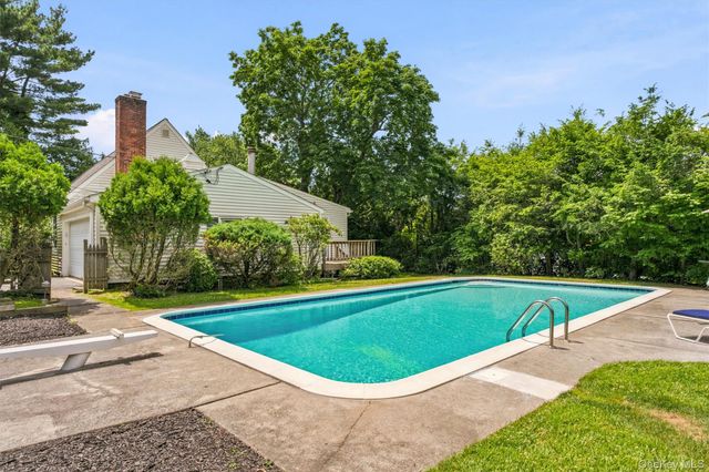 133 Westlake Drive, Valhalla, NY 10595