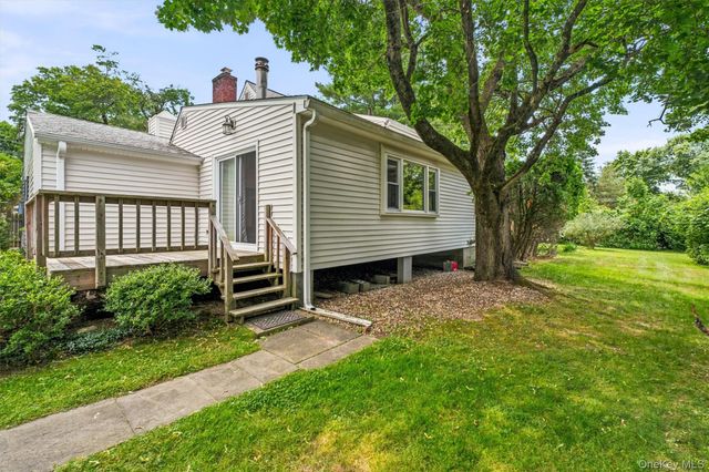 133 Westlake Drive, Valhalla, NY 10595