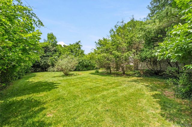 133 Westlake Drive, Valhalla, NY 10595