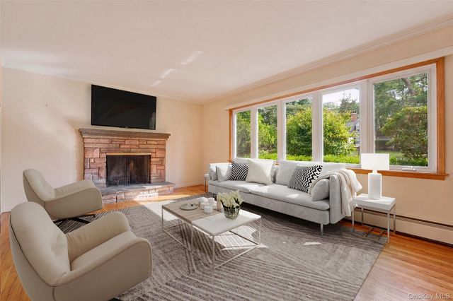 133 Westlake Drive, Valhalla, NY 10595