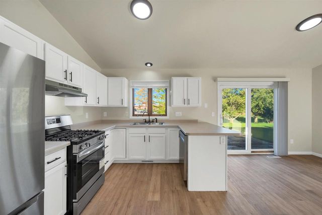 1755 WOODSTOCK STREET, Oshkosh, WI 54904