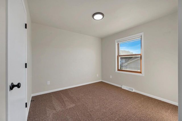 1755 WOODSTOCK STREET, Oshkosh, WI 54904