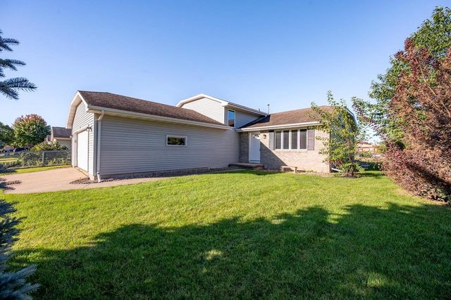 1755 WOODSTOCK STREET, Oshkosh, WI 54904