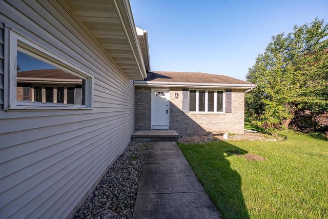 1755 WOODSTOCK STREET, Oshkosh, WI 54904