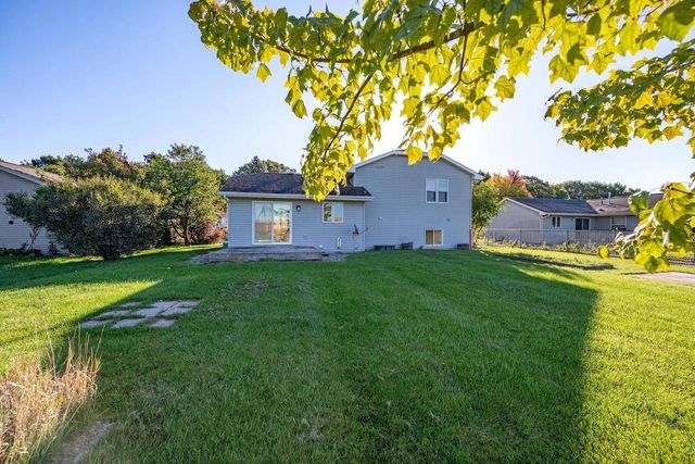 1755 WOODSTOCK STREET, Oshkosh, WI 54904
