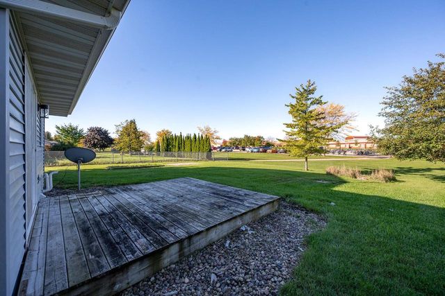 1755 WOODSTOCK STREET, Oshkosh, WI 54904