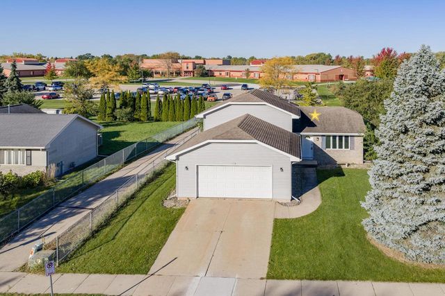 1755 WOODSTOCK STREET, Oshkosh, WI 54904