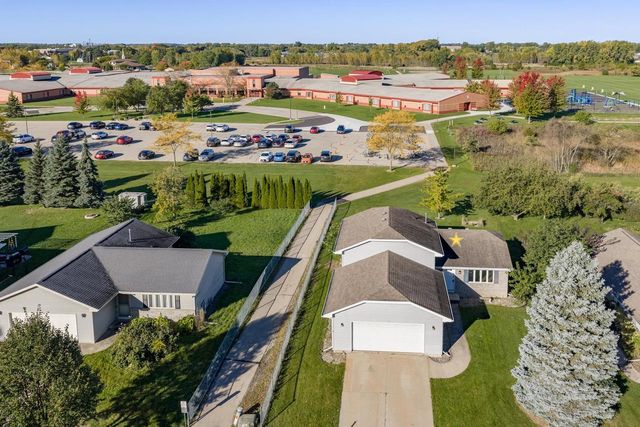 1755 WOODSTOCK STREET, Oshkosh, WI 54904