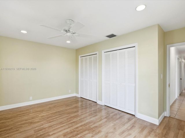 21151 NE 22nd Ct, Miami, FL 33180