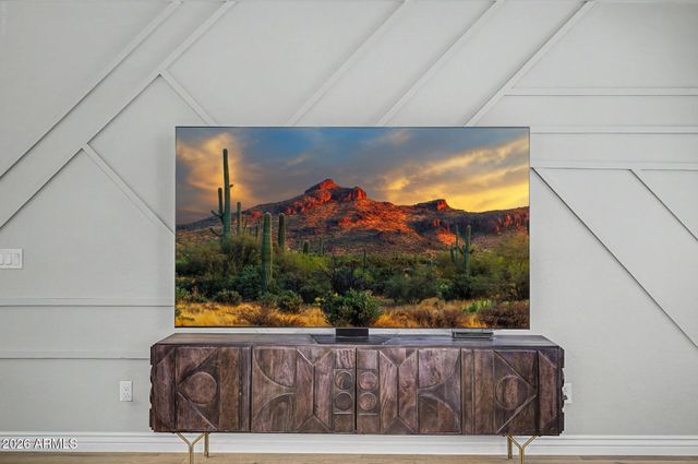 18423 W TURQUOISE Avenue, Waddell, AZ 85355