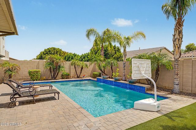 18423 W TURQUOISE Avenue, Waddell, AZ 85355