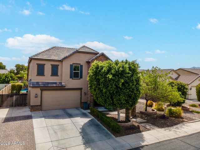 18423 W TURQUOISE Avenue, Waddell, AZ 85355