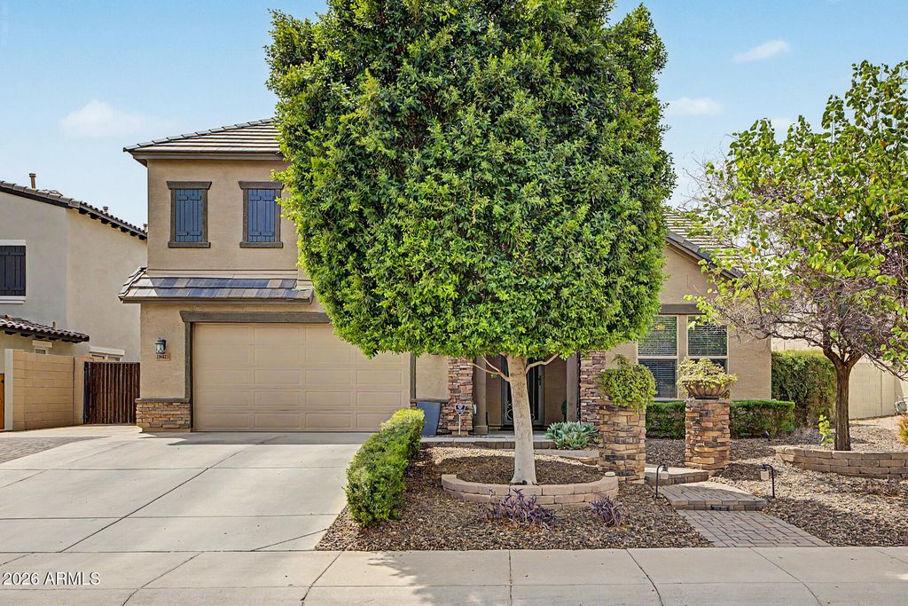 18423 W TURQUOISE Avenue, Waddell, AZ 85355 — photo 2