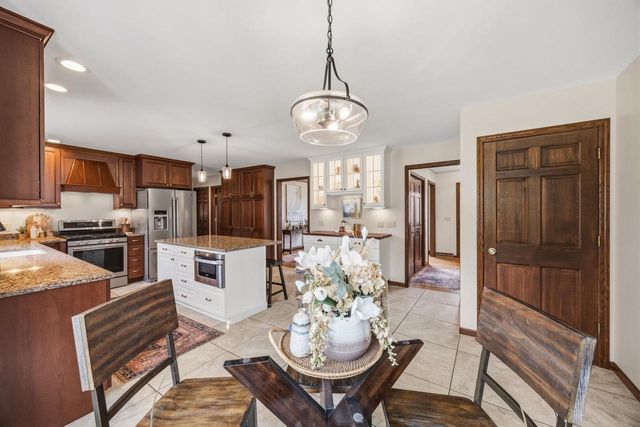 413 Park Street, Cambridge, WI 53523