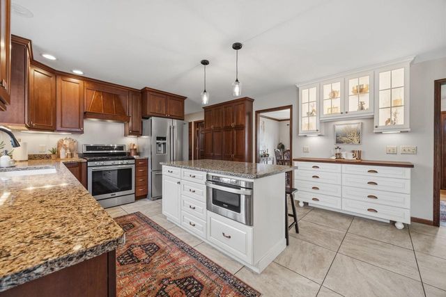 413 Park Street, Cambridge, WI 53523
