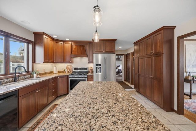 413 Park Street, Cambridge, WI 53523