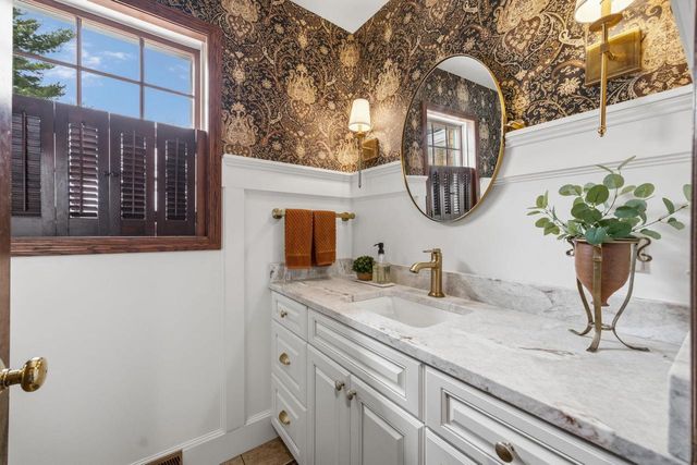 413 Park Street, Cambridge, WI 53523