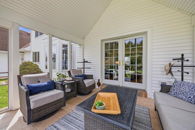 413 Park Street, Cambridge, WI 53523