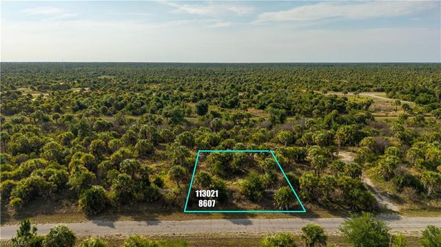 8607 Fireglow CIR, North Port, FL 34288