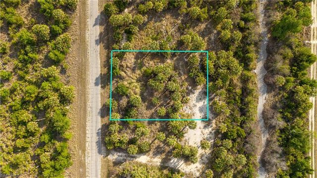8607 Fireglow CIR, North Port, FL 34288