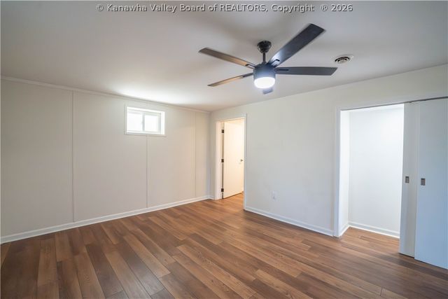827 Hughes Drive, St Albans, WV 25177