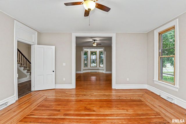 304 BUENA VISTA Avenue, Pekin, IL 61554