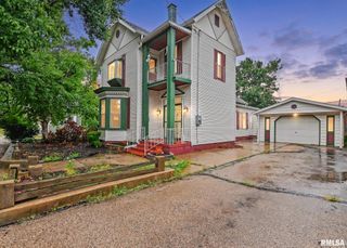 304 BUENA VISTA Avenue, Pekin, IL 61554