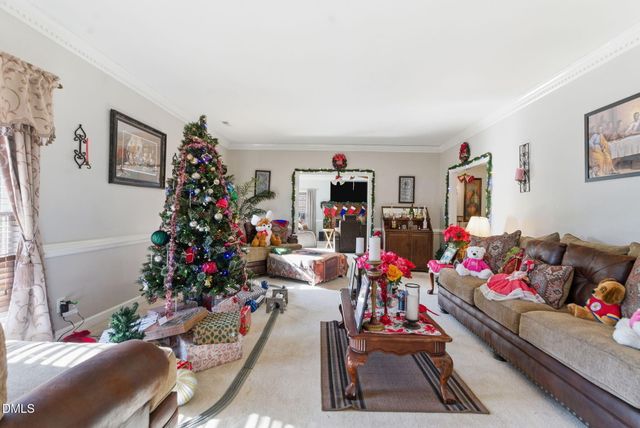 26 Strickland Lane, Lillington, NC 27546