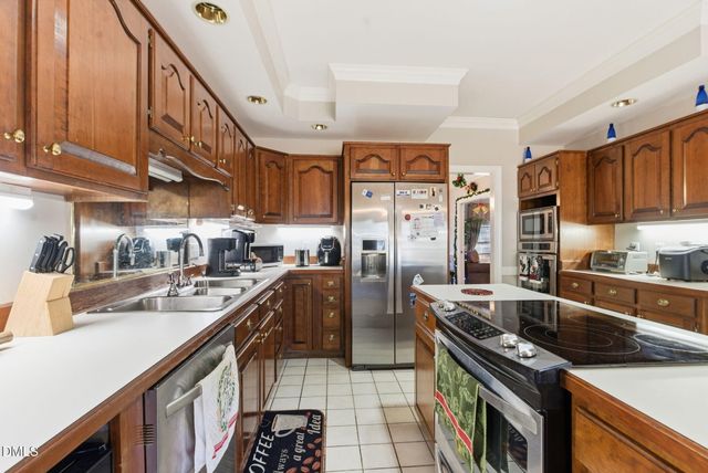 26 Strickland Lane, Lillington, NC 27546