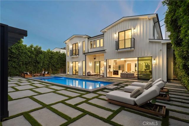 11835 Kling Street, Valley Village, CA 91607