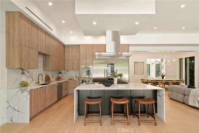 11835 Kling Street, Valley Village, CA 91607